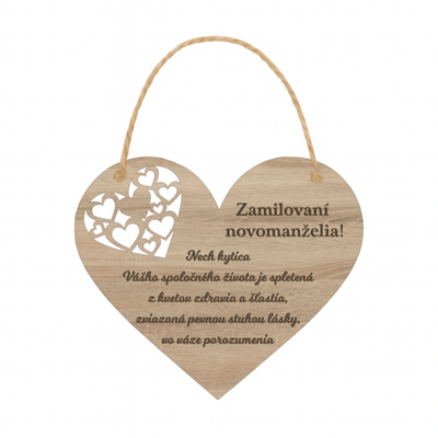 Drevené srdce – Zamilovaní novomanželia