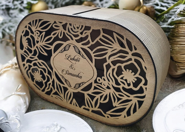 Svadobná truhlica na peniaze - vyrezávané kvety