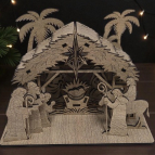 Vyrezávaný drevený betlehem so strieškou