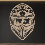 Drevený obraz na stenu – Motorkárska prilba s krajinou