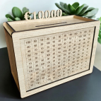 Vyškrtávacia drevená pokladnička