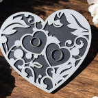 Drevené srdce na obrúčky