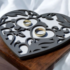 Drevené srdce na obrúčky