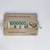 Drevená svadobná obálka na peniaze – turistický motív