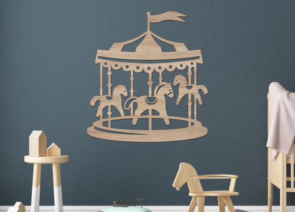 Drevený obrázok do detskej izby – Kolotoč s koníkmi